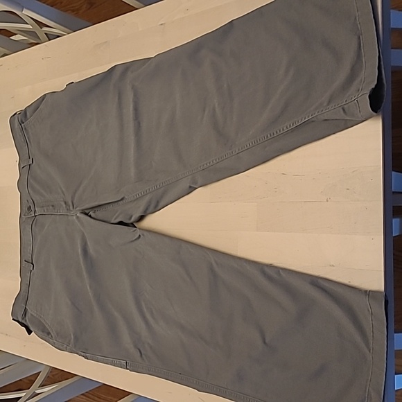 EUC Duluth Trading Company 40 Grit Grey Carpenter Jeans 44 x 32 - Picture 1 of 13